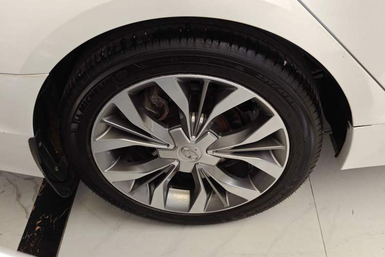 Used Hyundai Sonata 2015 1.6T DLX Prestige Model
