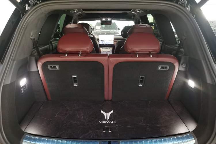 Used VOYAH Titan 2026 Model Max Trunk