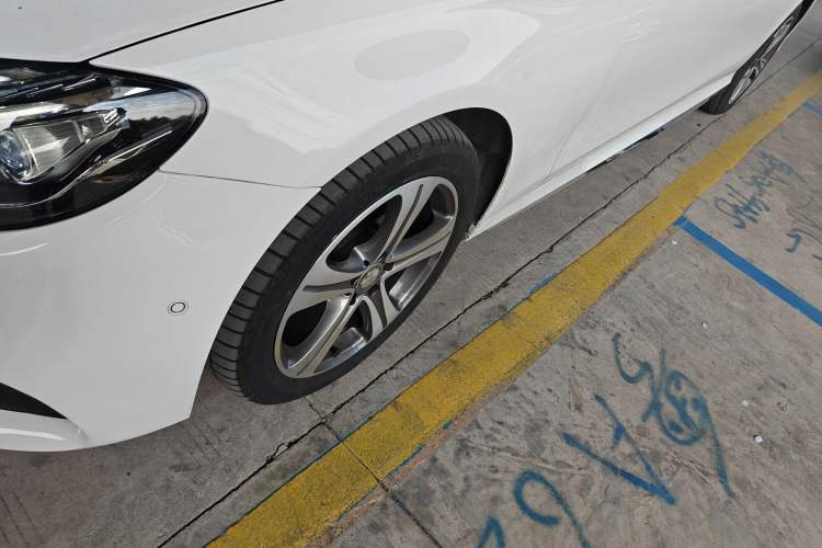 Used Mercedes-Benz E-Class 2016 E 200 L Sport Edition