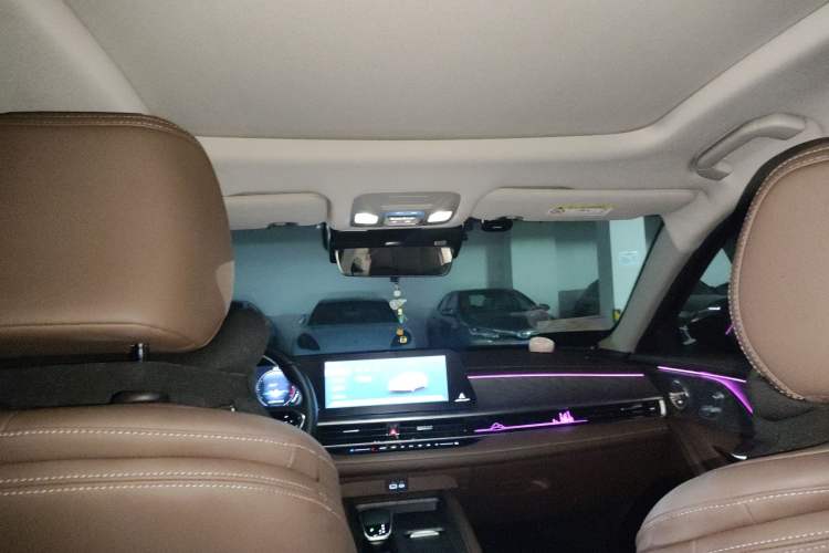 Used Chery Arrizo 8 2023 High-Performance Edition 2.0T DCT Powerfully Equipped Headliner