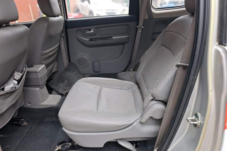 Used BAIC Weiwang M20 2014 1.5L Comfort Version BJ415B
