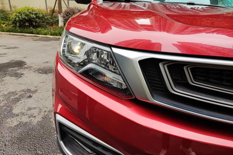 Used Geely Auto Vision X6 2018 1.4T CVT 4G Connected Flagship Edition