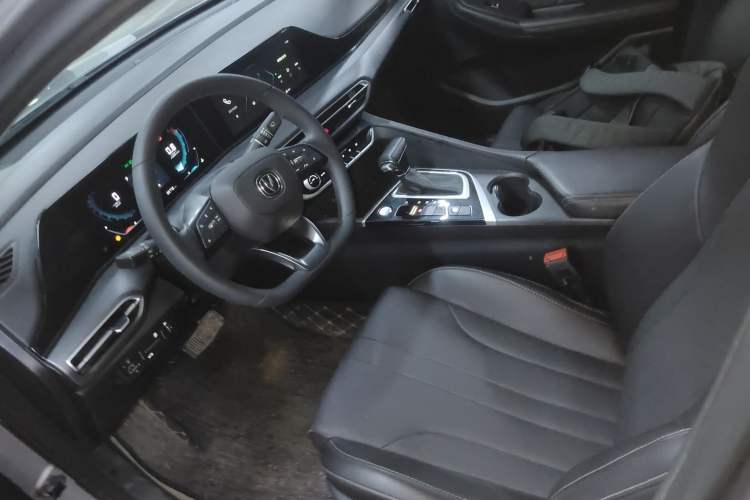 Used CHANGAN Eado 2021 PLUS 1.6L GDI CVT Luxury Model Left Front Seat