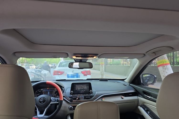 Used Nissan Teana 2019 2.0T XV AD1 Prestige Navigation Edition Headliner