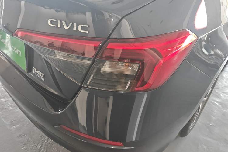 Used Honda Civic 2023 240TURBO CVT Dynamic Edition
