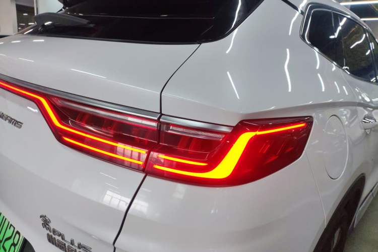 Used BYD Song PLUS New Energy 2021 EV Deluxe Model
