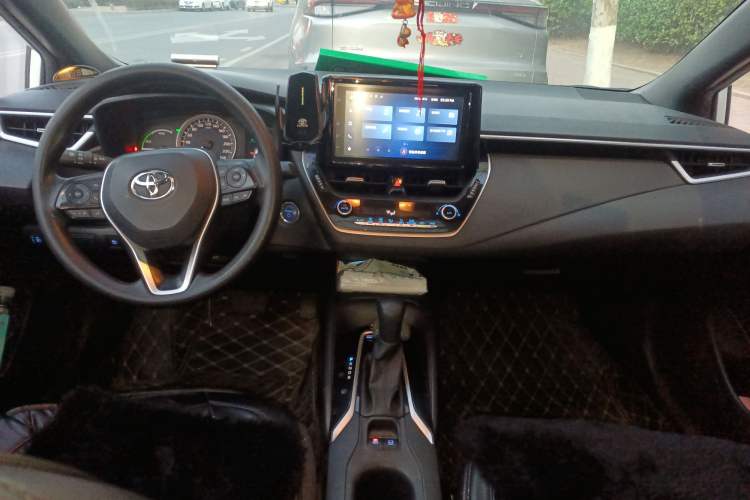 Used Toyota Levin 2021 Dual-Engine 1.8H E-CVT Luxury Edition
