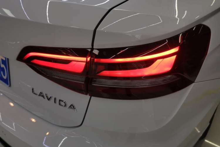 Used Volkswagen Lavida 2024 1.5L Automatic Starry Sky 5 Million Edition
