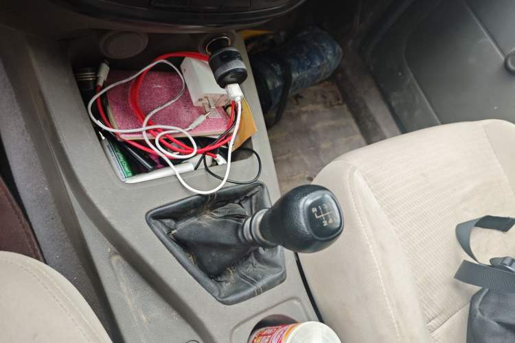 Used Wuling Rongguang V 2019 1.5L Window-Sealed Utility Model China VI LAR Gear Lever