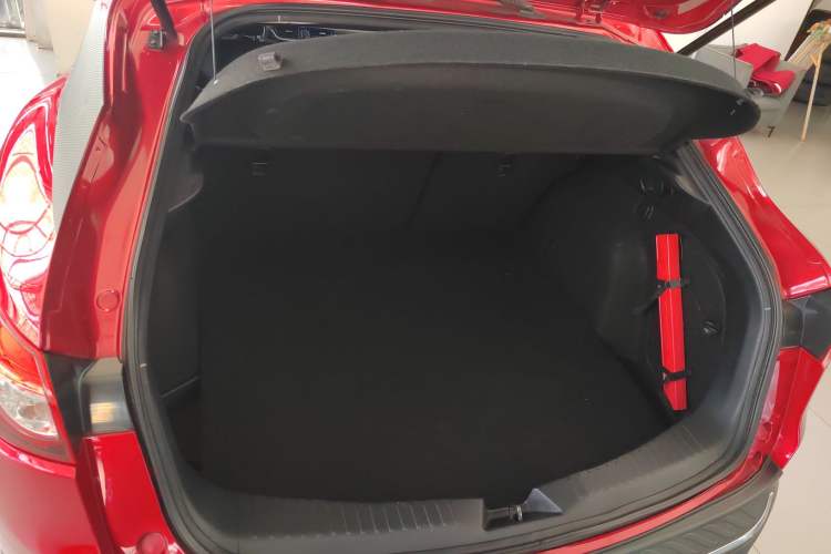 Used Mazda CX-4 2018 2.0L Automatic Two-Wheel Drive Blue Sky Dynamic Version China V Standard
