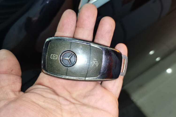 Used Mercedes-Benz GLB 2023 GLB 220 Fashion Model Vehicle Key