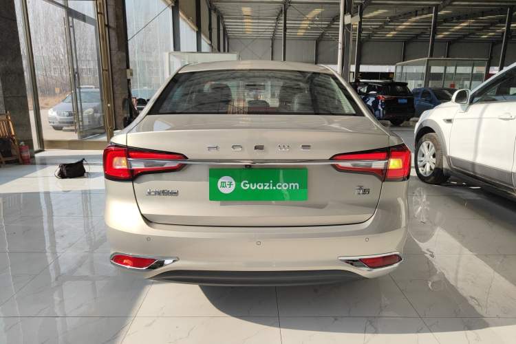 Used Roewe i5 2020 1.5L Automatic 4G Connect Luxury Flagship Edition
