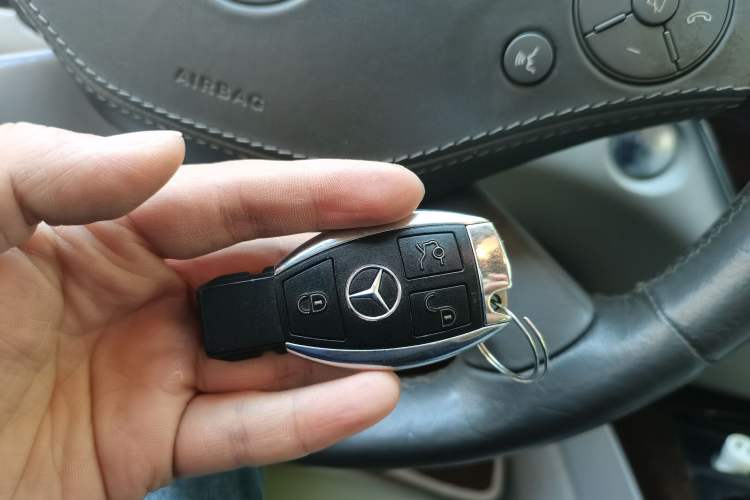 Used Mercedes-Benz S-Class 2010 S 300 L Luxury Model