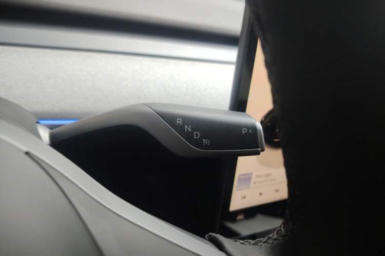 Used Tesla Model Y 2024 Rear-Wheel-Drive Version
