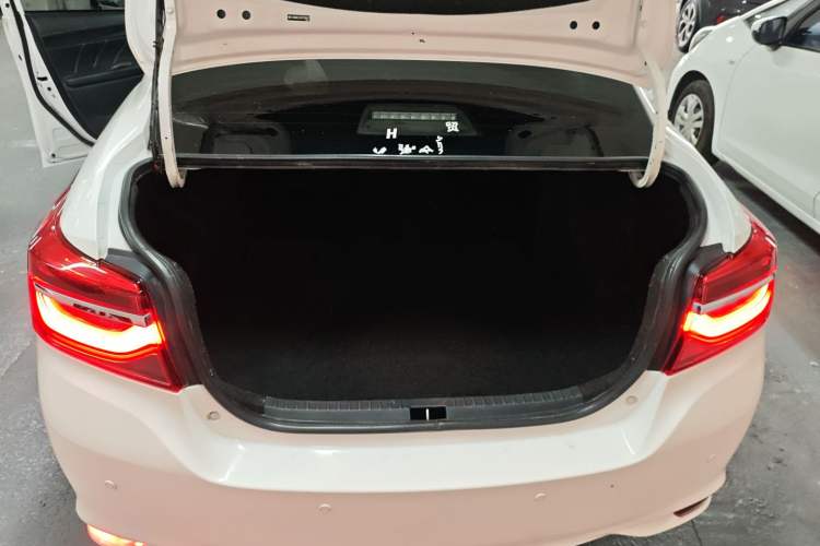 Used Toyota Vios 2022 1.5L 20th Anniversary Edition
