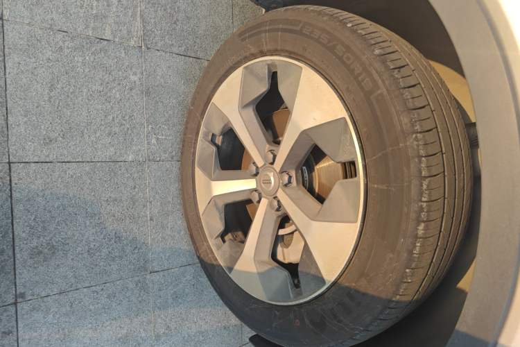 Used Volvo XC40 2023 B4 4x4 Smart Luxury Edition
