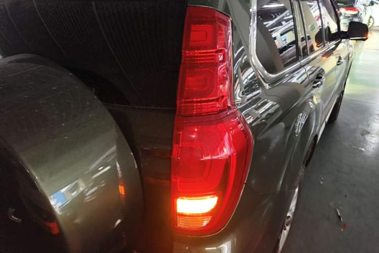 Used Haval H9 2020 2.0T Gasoline 4WD Premium Edition 5 Seats
