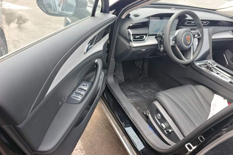 Used Hongqi H5 PHEV 2025 170 Super Hybrid Version
