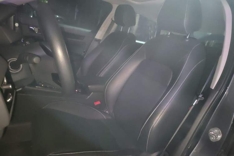 Used Honda Civic 2023 240TURBO CVT Dynamic · Center Stage Special Edition