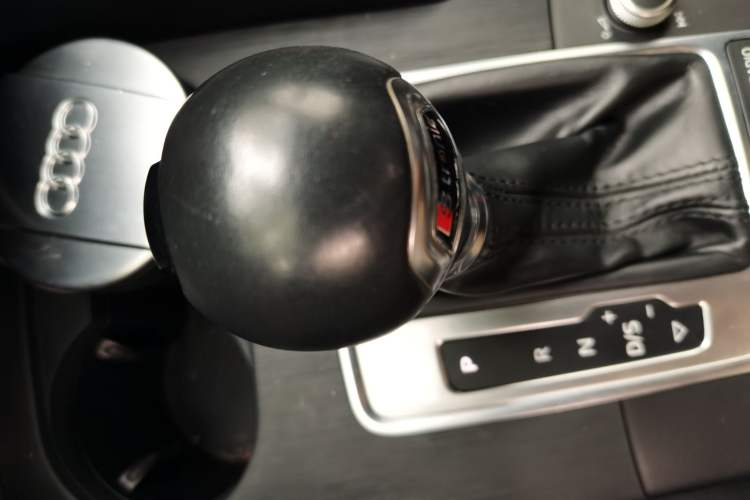 Used Audi A3 2019 Sportback 35 TFSI Ambition China VI Gear Lever