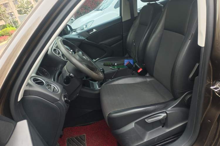 Used Volkswagen Tiguan 2015 1.8TSI Manual Two-Wheel Drive Fashion Edition Left Front Seat