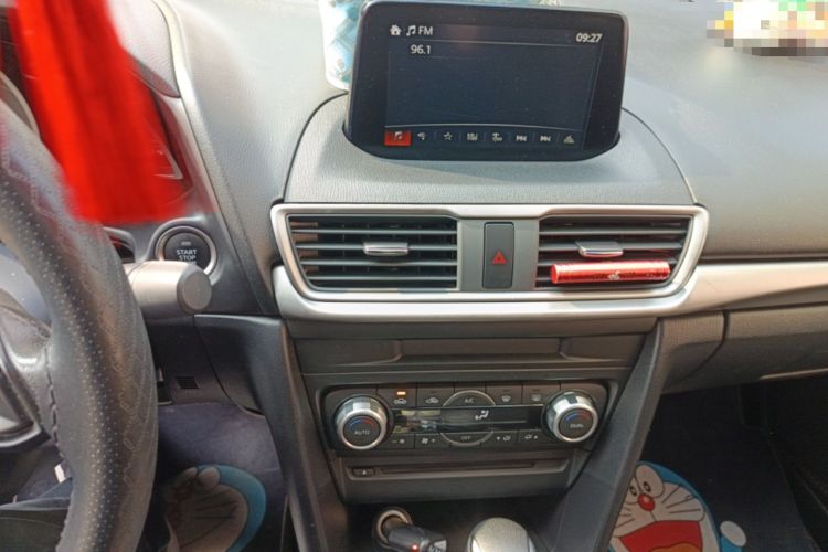 Used Mazda 3 Axela 2017 Sedan 1.5L Automatic Luxury Model Emission Standard China V Audio And AC Panel