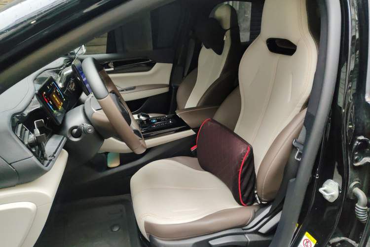 Used BYD Qin PLUS 2024 HONOR Edition DM-i 55KM Leading Model
