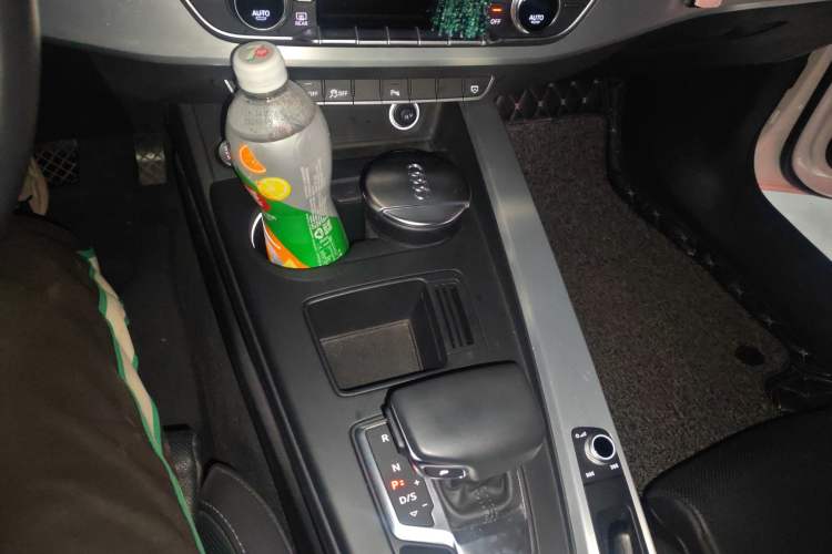 Used Audi A4L 2022 40 TFSI Fashion Dynamic Model
