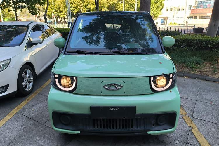 Used Chery QQ Ice Cream 2022 120km Conical Shape Lithium Iron Phosphate