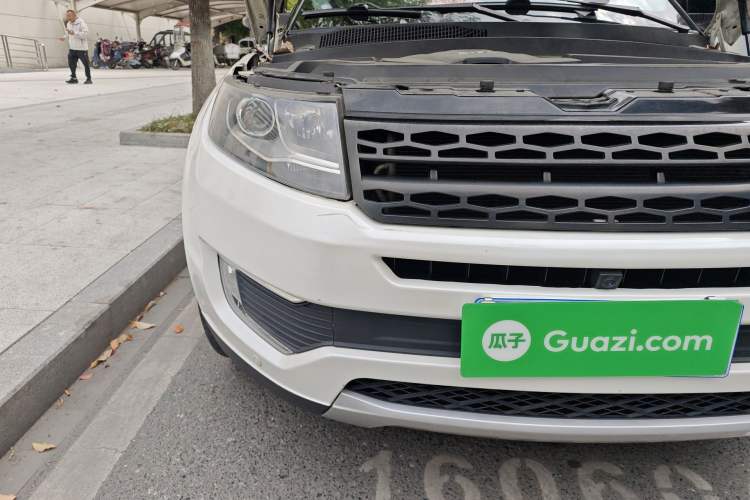 Used Land X7 2015 2.0T Panoramic Prestige Edition
