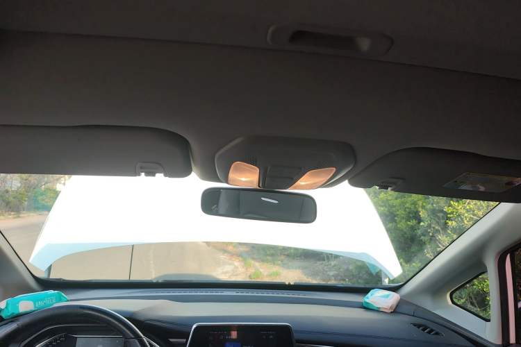 Used SAIC MAXUS G50 2020 1.5T Automatic Elite Edition Headliner