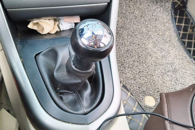 Used Peugeot 408 2011 1.6L Manual Comfort Edition
