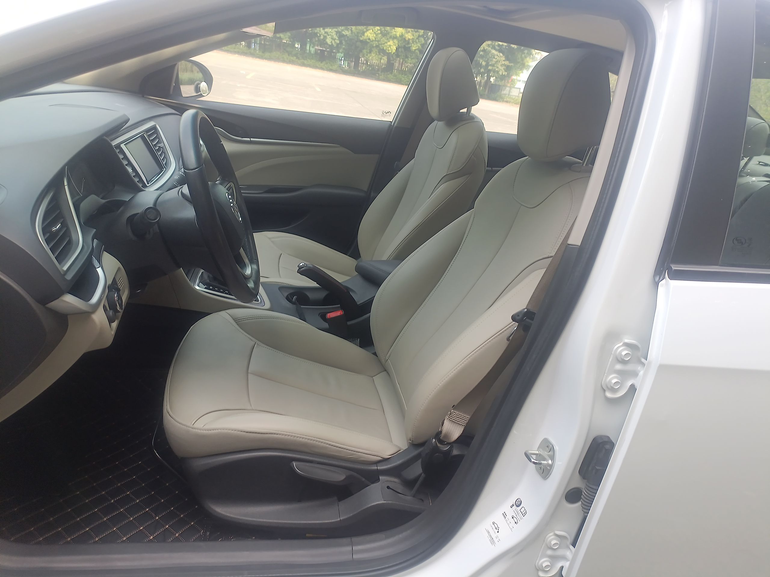 Interior delantero