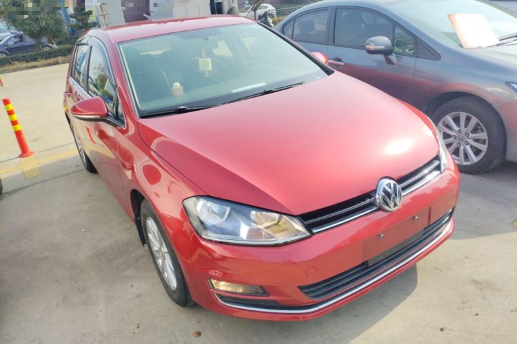 Used Volkswagen Golf 2015 1.6L Automatic Fashion Model

