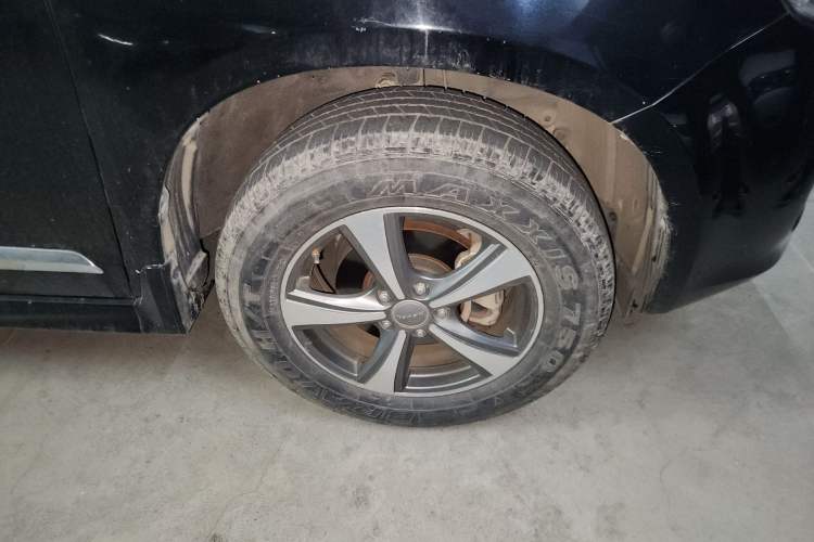 Used Haval H6 2015 Upgraded Model 1.5T Manual Two-Wheel Drive Elite Version