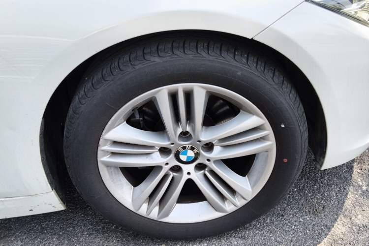 Used BMW 3 Series 2017 320Li Fashion Model
