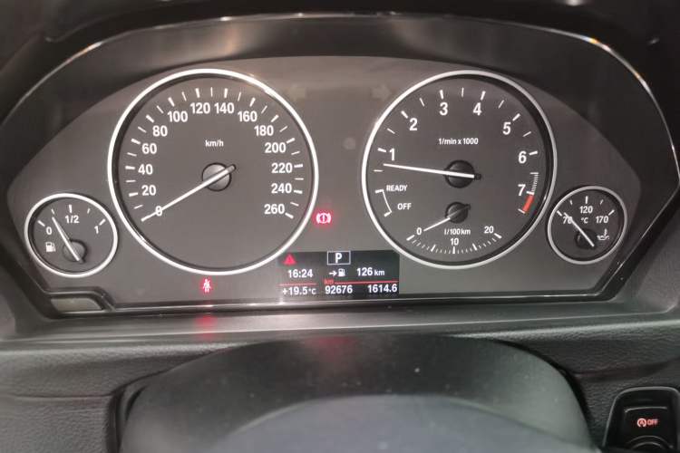 Used BMW 3 Series 2016 320Li Ambition Model
