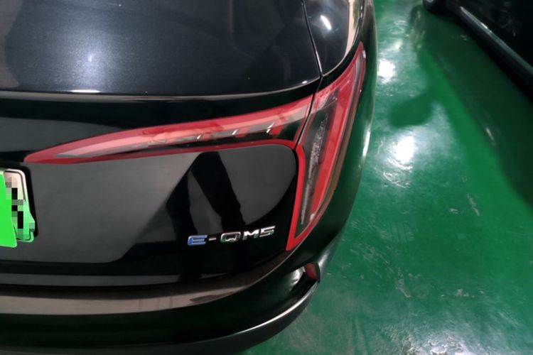 Used Hongqi E-QM5 2022 431 km Charge & Enjoy Edition