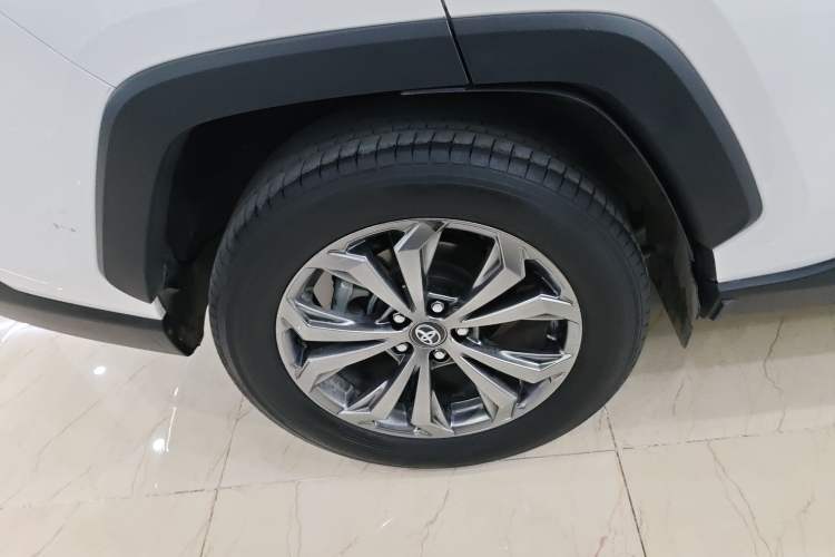 Used Toyota RAV4 2023 Dual-Engine 2.5L E-CVT Two-Wheel Drive Elite Plus Edition Right Rear Wheel Hub