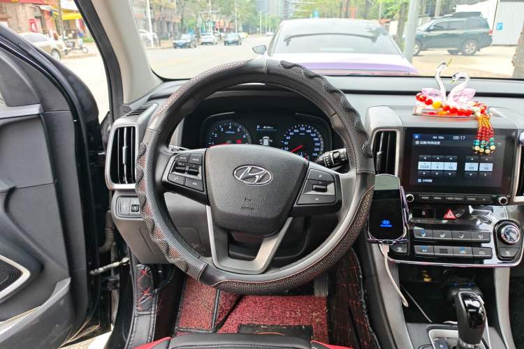 Used Hyundai ix35 2020 2.0L Automatic 2WD Zhiyong·Changxiang Edition Steering Wheel