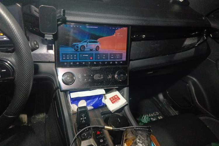 Used Lynk & Co 09 EM-P 2021 2.0T PHEV Halo Six-Seater
