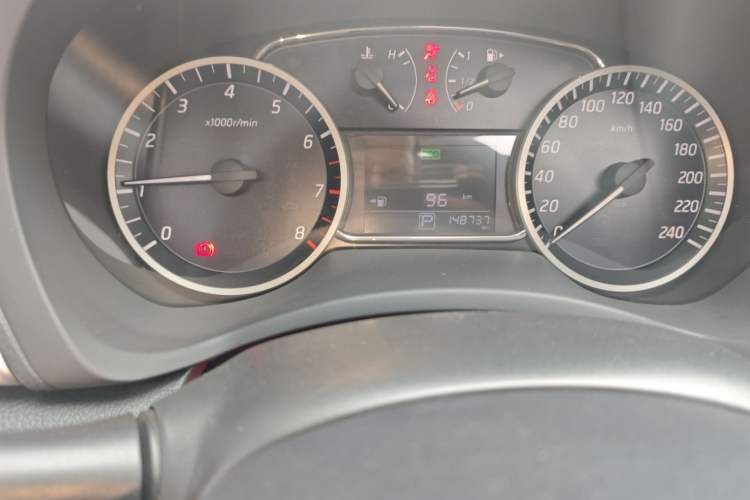 Used Nissan Sylphy 2016 1.6 XL CVT Deluxe Edition Odometer Close Up