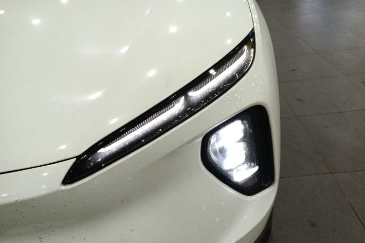 Used Nio ES6 2023 75 kWh
