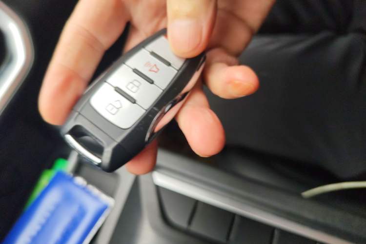 Used Great Wall Poer 2023 2.0T Commercial Version Automatic Gasoline 4x4 Elite Long-Box GW4C20B
