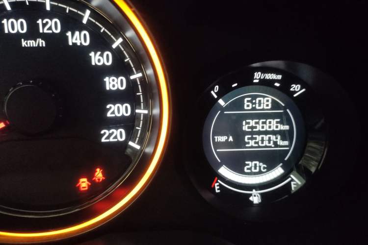 Used Honda XR-V 2017 1.8L EXi CVT Comfort Version Odometer Close Up