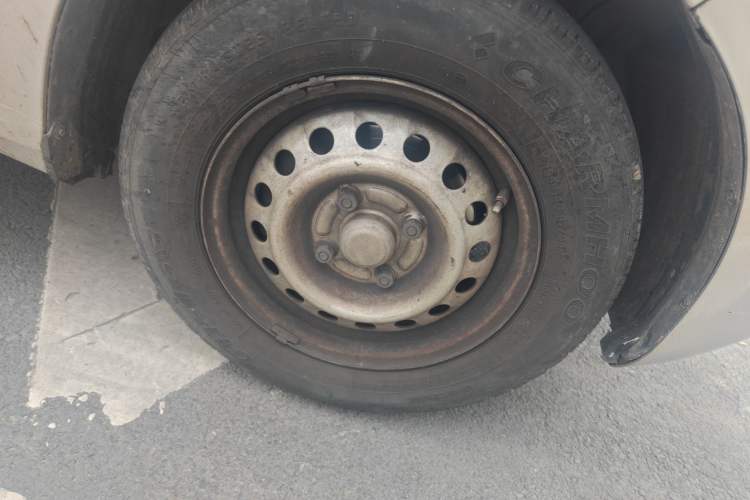 Used Wuling Hongguang V 2019 1.5L Jingqu Version China VI LAR