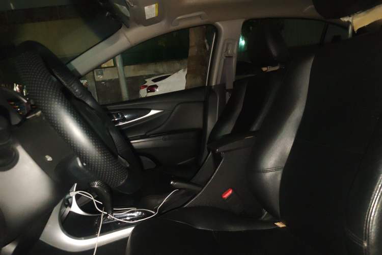 Used Honda Crider 2013 1.8L automatic luxury edition
