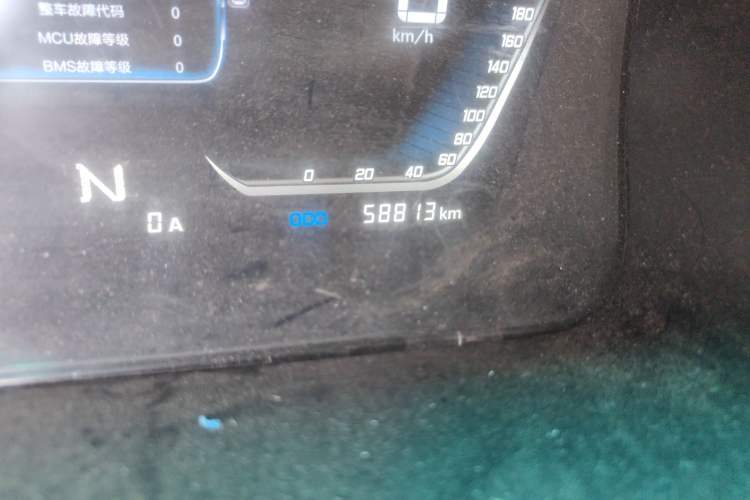 Used Farizon E5 2022 E5L Pure Electric Van with Guoxuan 39.9 kWh Odometer Close Up