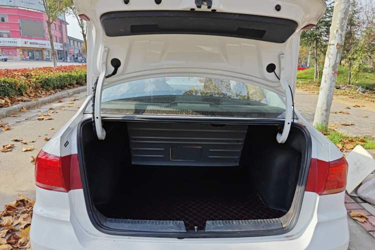 Used Volkswagen Santana 2018 1.5L Manual Fashion Edition