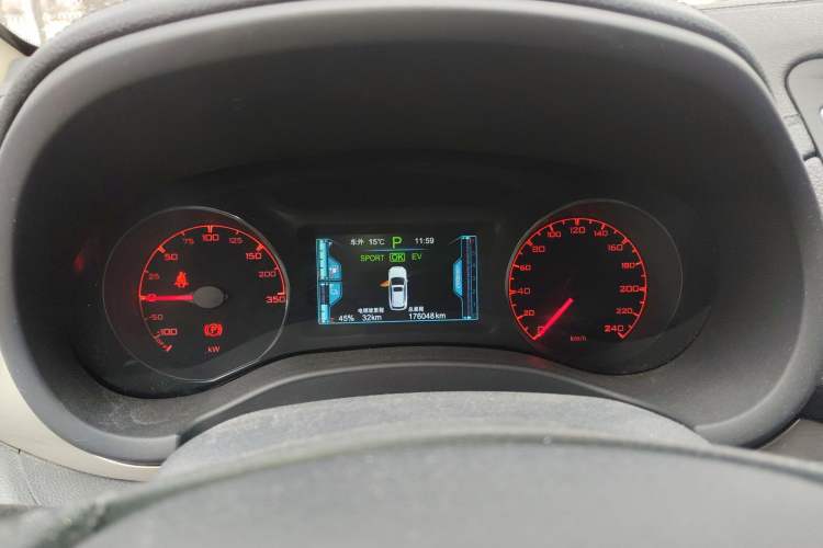 Used BYD Song New Energy 2017 Song DM 1.5TID All-Wheel Drive Luxury Model
